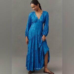 NWT Farm Rio Long-Sleeve V-Neck Jacquard
Maxi Dress